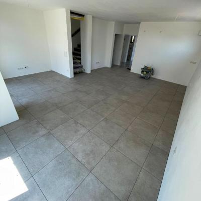 Projekt 2 Berisha Bau Cham 50 Web